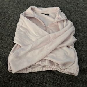 Cropped pink sweat shirt